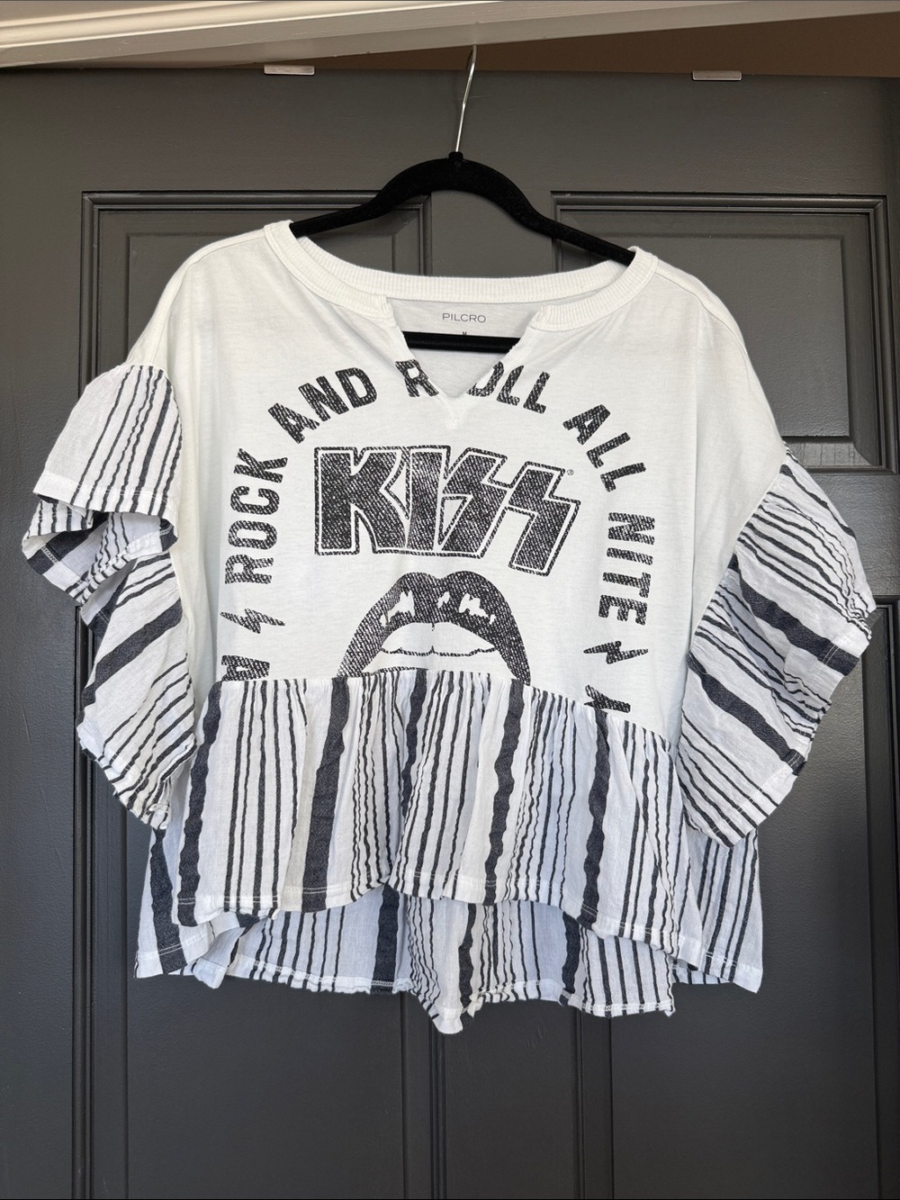 Pilcro White & Black KISS Graphic Ruffle Tee for the cool mom
